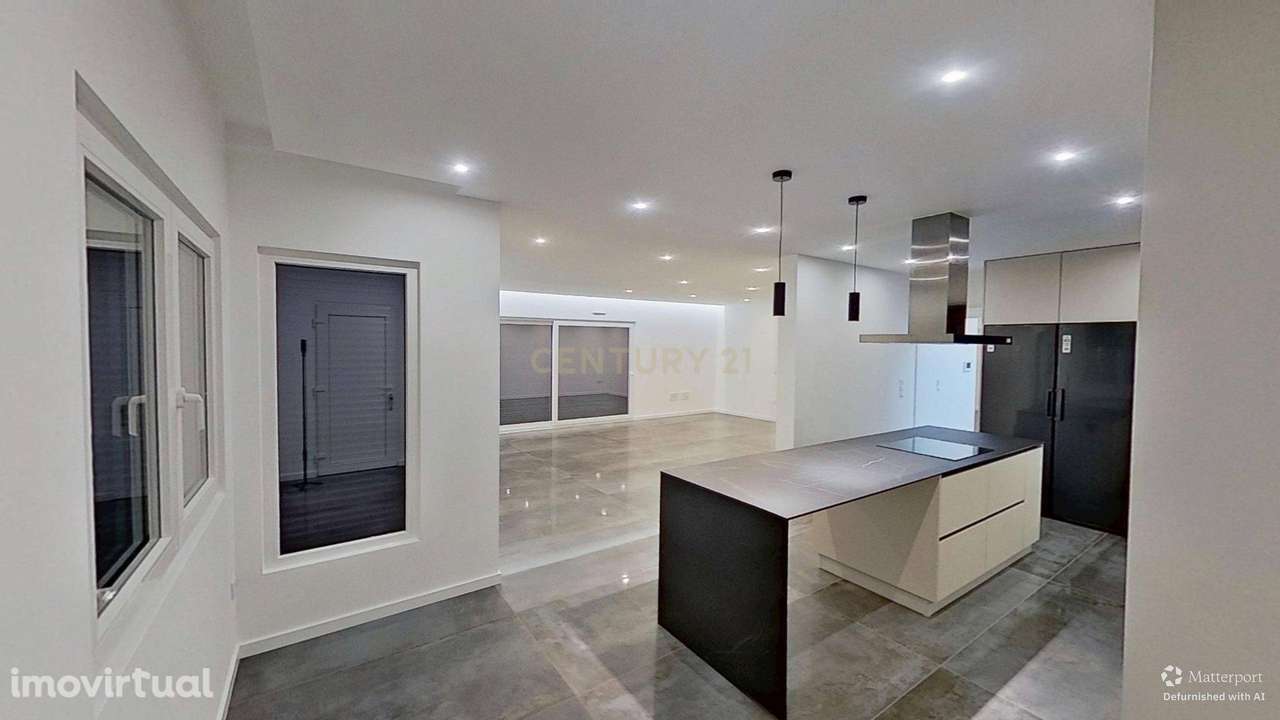 Luxuosa Moradia T4 com Vista Mar em Silveira, Torres Vedras - Grande imagem: 4/51