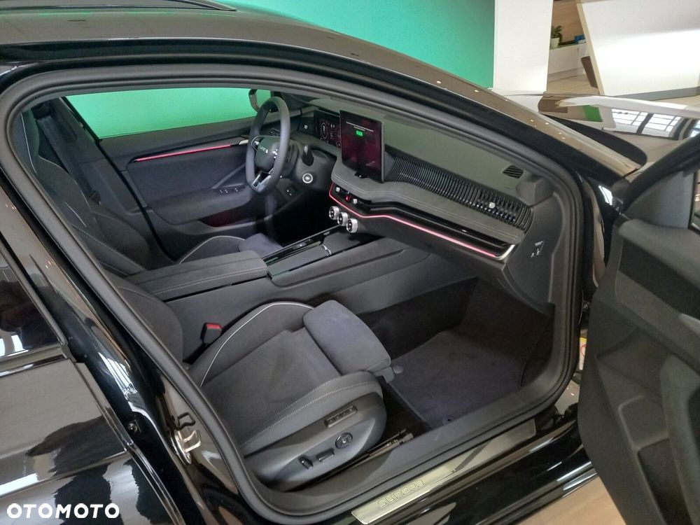 Skoda Superb 1.5 TSI mHEV Sportline DSG - 5