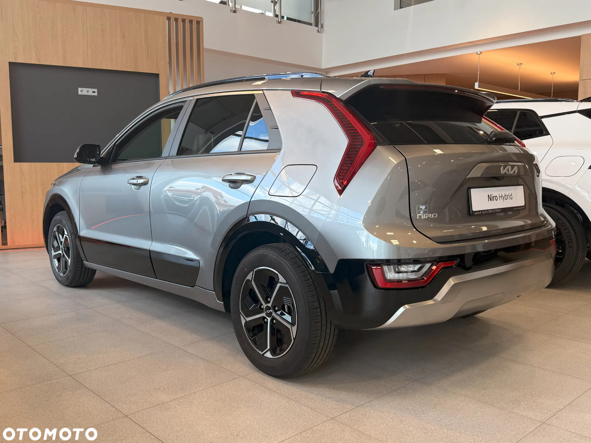 Kia Niro 1.6 GDI Hybrid L - 4