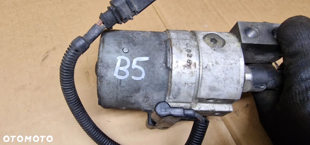 Pompa doładowująca doładowania ABS ESP VW Passat B5 8E0614175F - 8