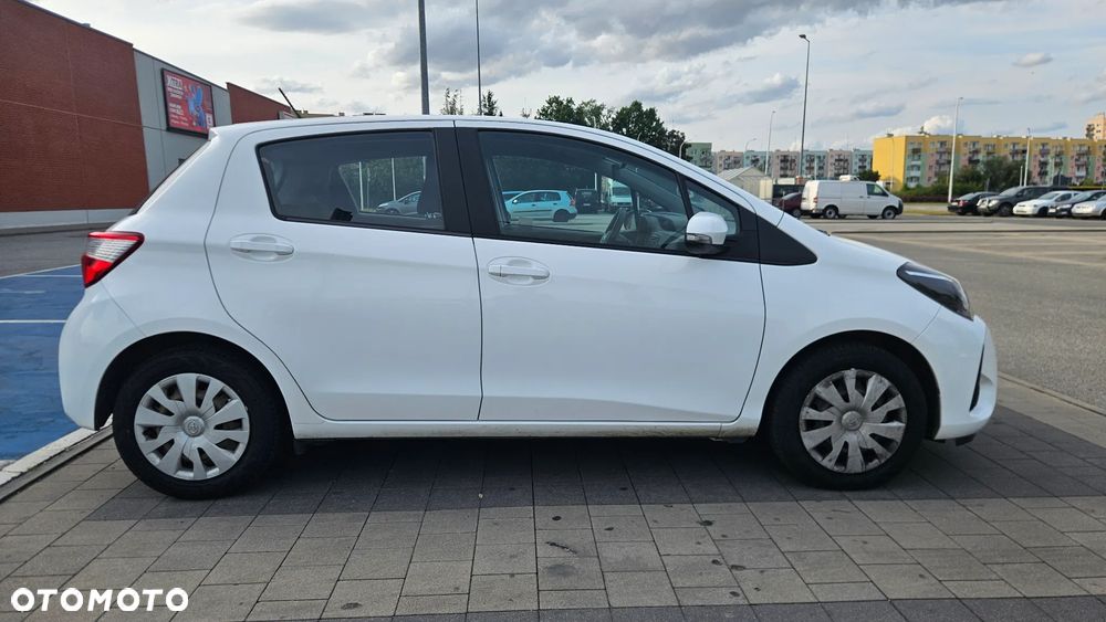 Toyota Yaris 1.5 Active - 2