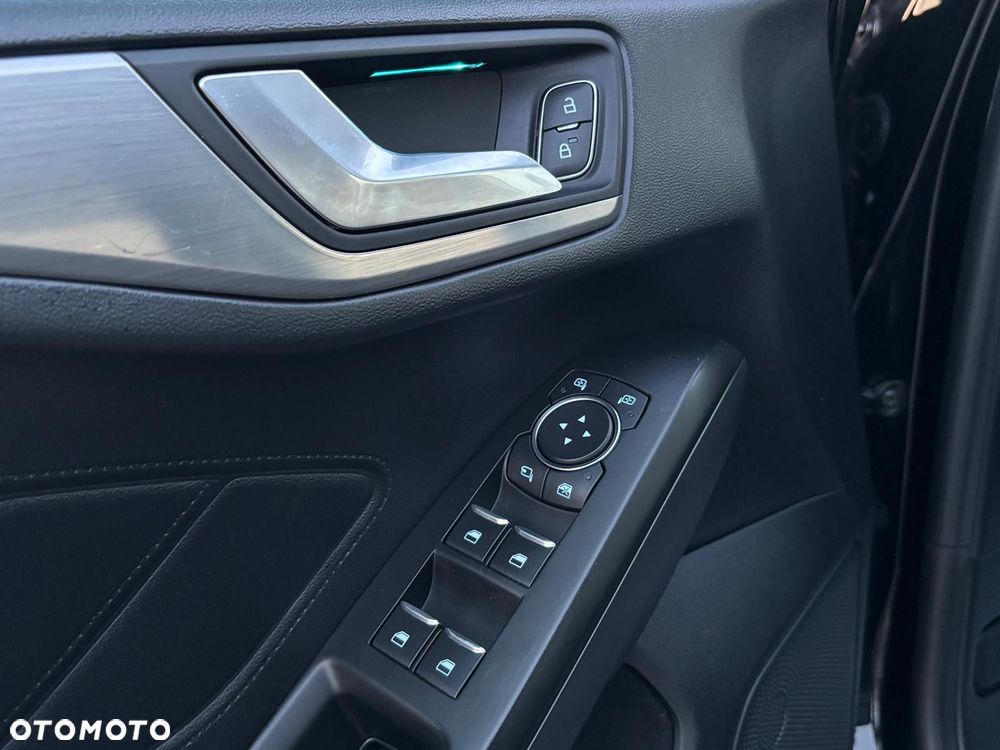 Ford Focus 2.0 EcoBlue Titanium - 22