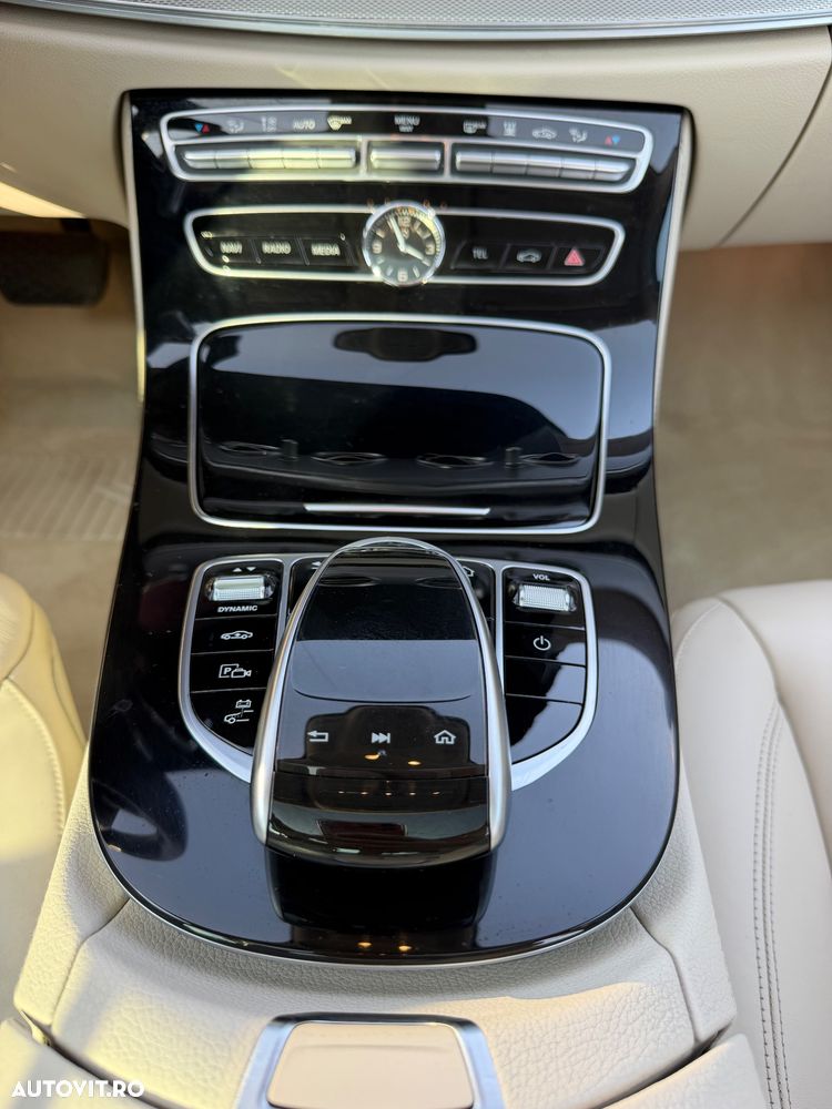 Mercedes-Benz E 350 Aut. - 30
