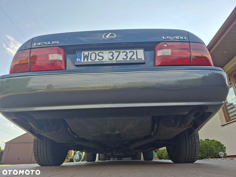 Lexus LS Standard - 8