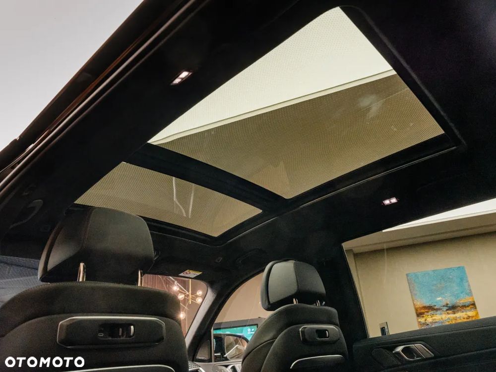 BMW X7 M60i xDrive - 15