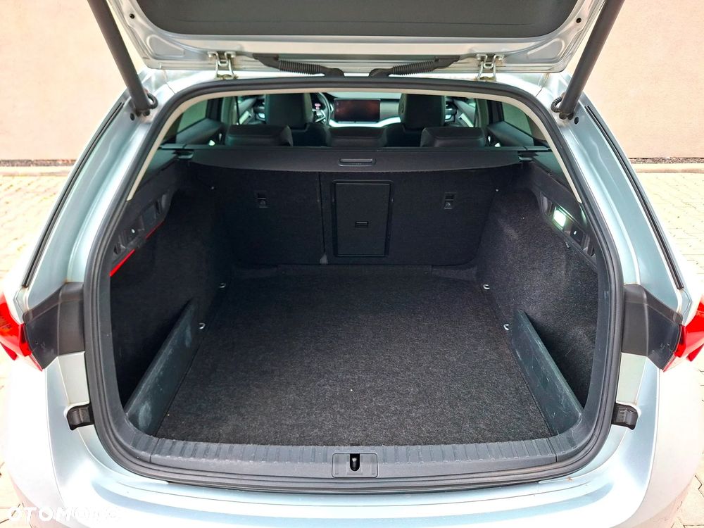 Skoda Octavia 2.0 TDI DSG Style - 26