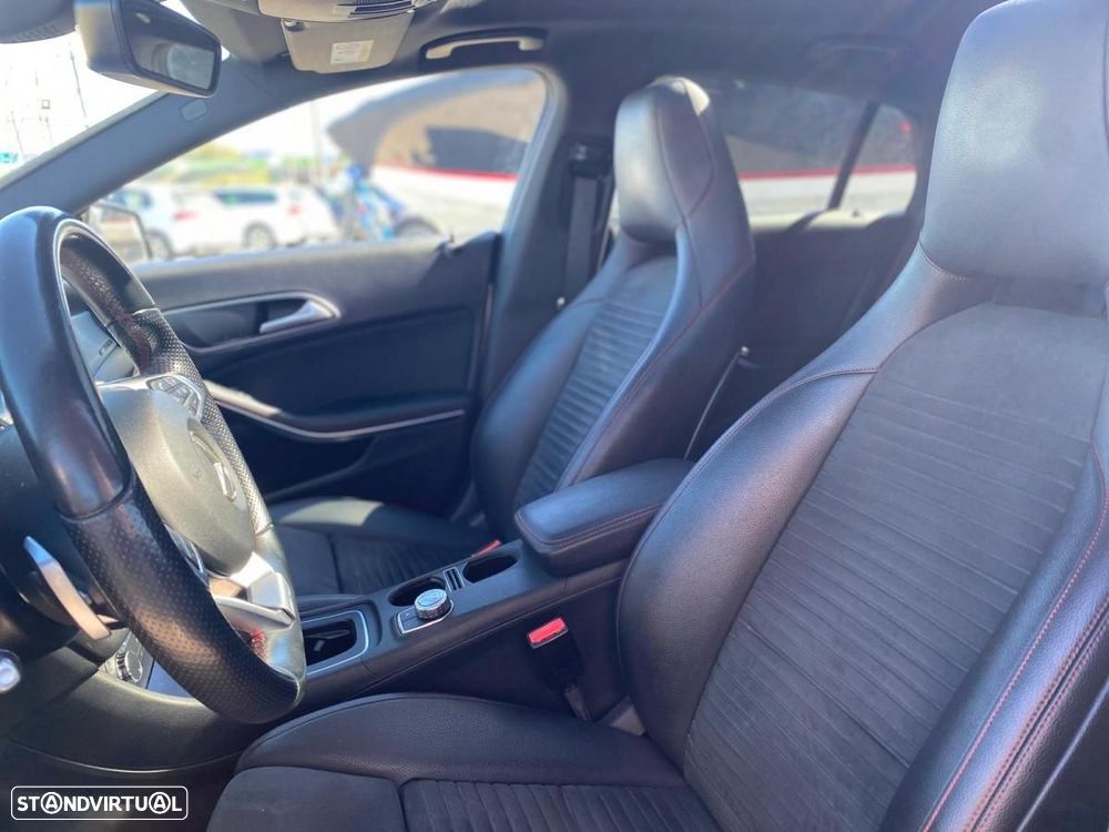 Mercedes-Benz CLA 220 d 7G-DCT AMG Line - 16