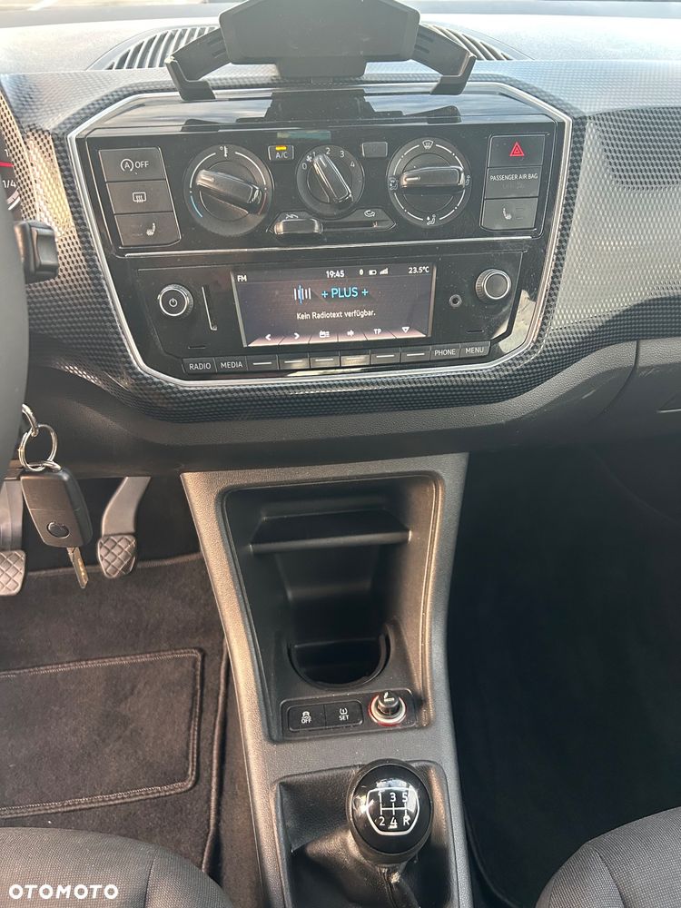 Volkswagen up! - 21