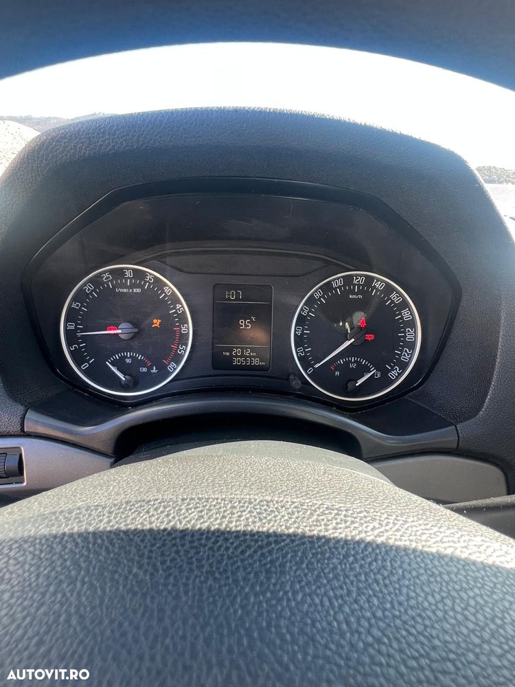 Skoda Octavia 1.6 TDI Classic - 6