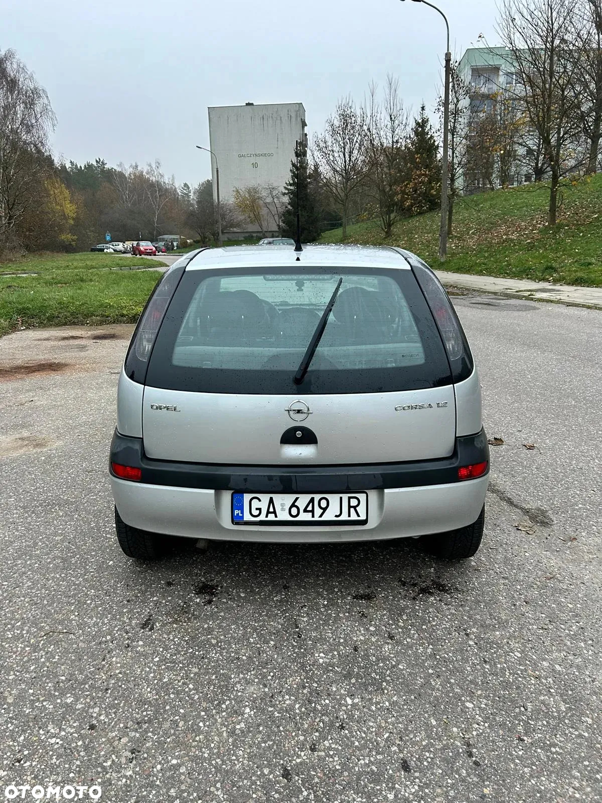 Opel Corsa 1.2 16V Comfort Easytronic - 2