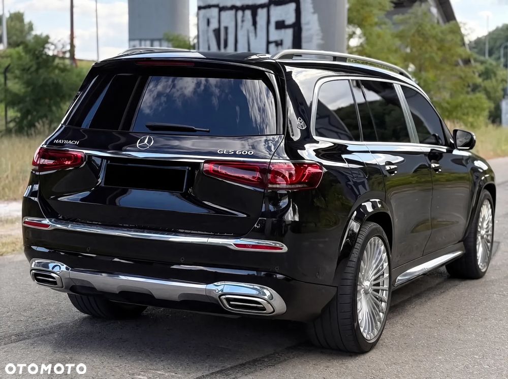 Mercedes-Benz GLS Maybach 600 4-Matic - 11