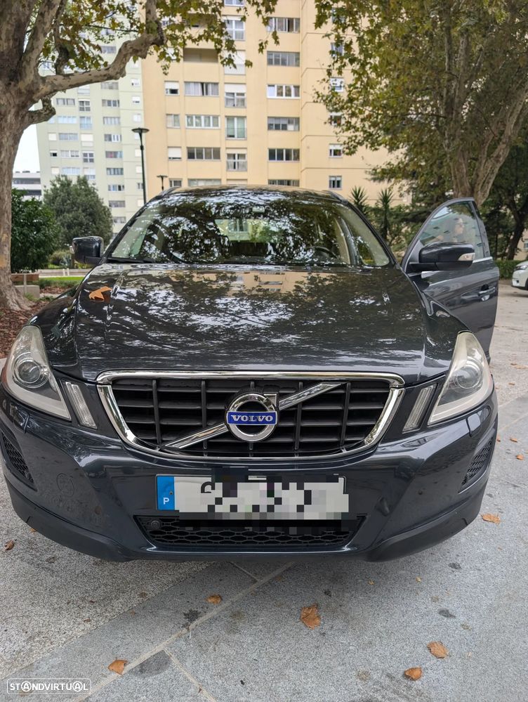 Volvo XC 60 2.0 D3 Drive Summum Start/Stop - 2