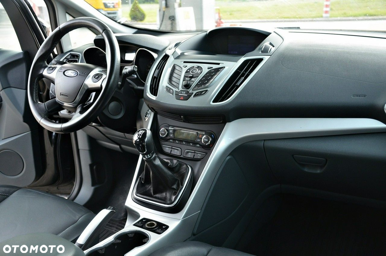 Ford Grand C-MAX - 26