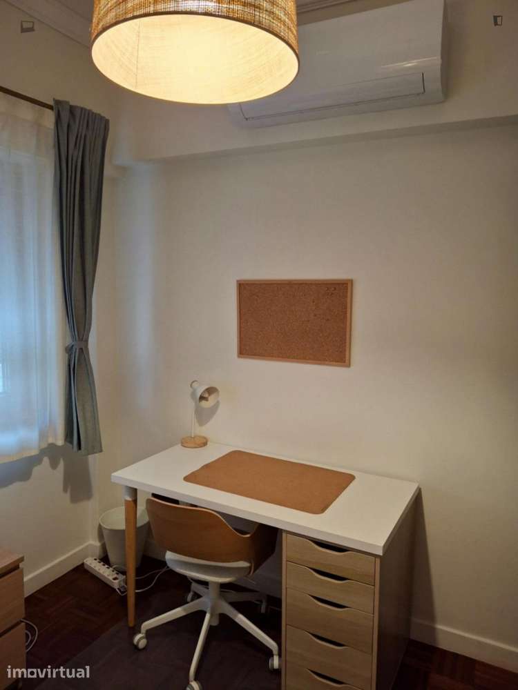 Quarto - localizado em Entrecampos Lisbon - Grande imagem: 4/20