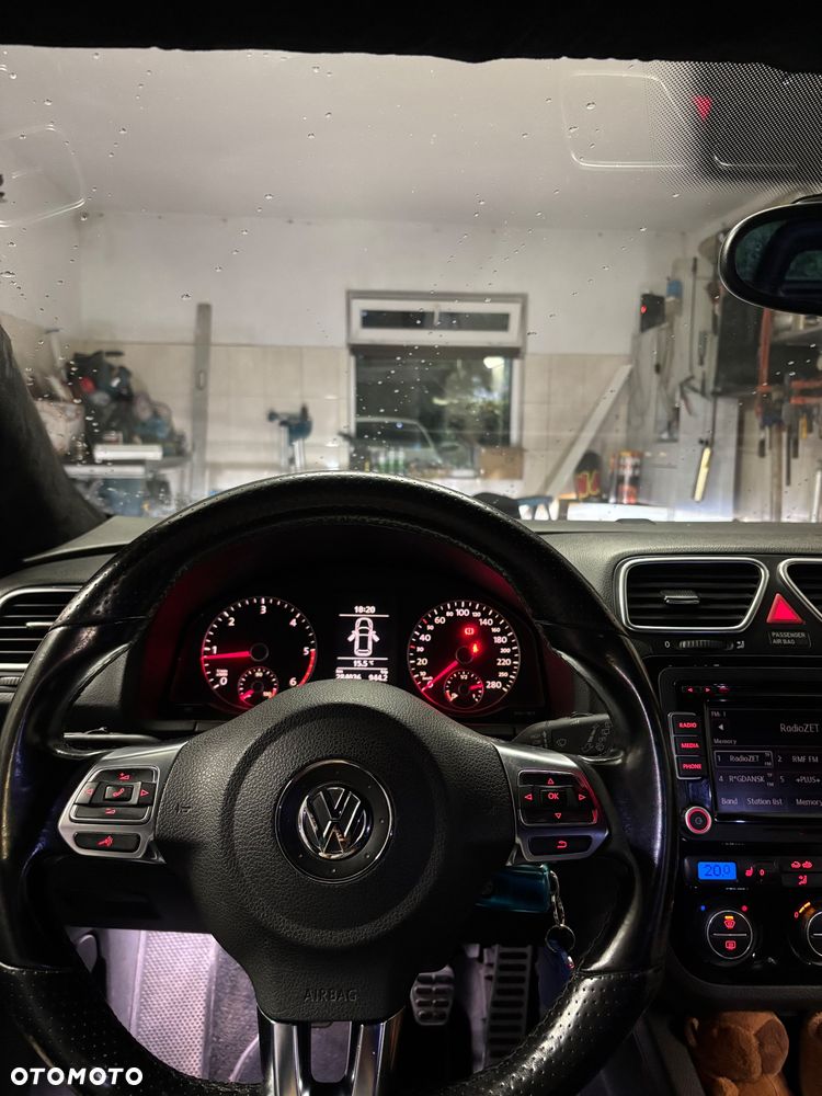 Volkswagen Scirocco 2.0 TDI - 14