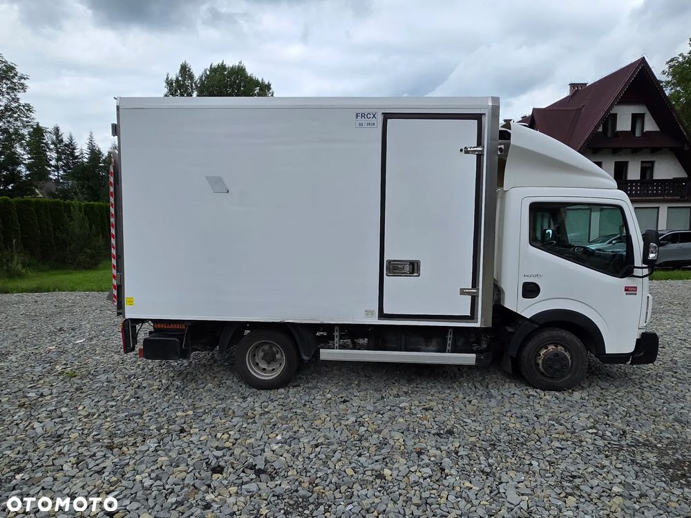 Renault Maxity - 3