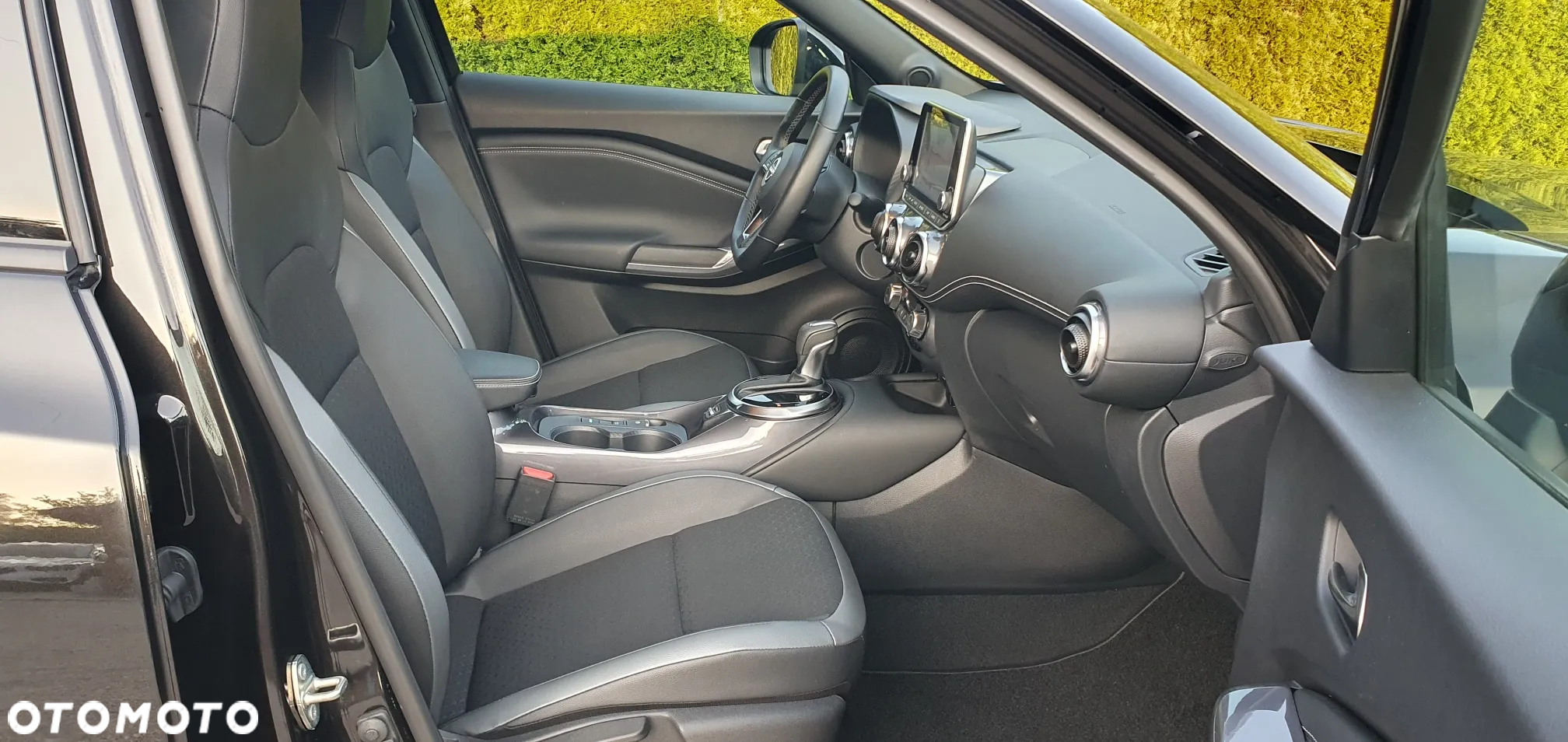 Nissan Juke 1.6 Hybrid N-Design AMT - 38