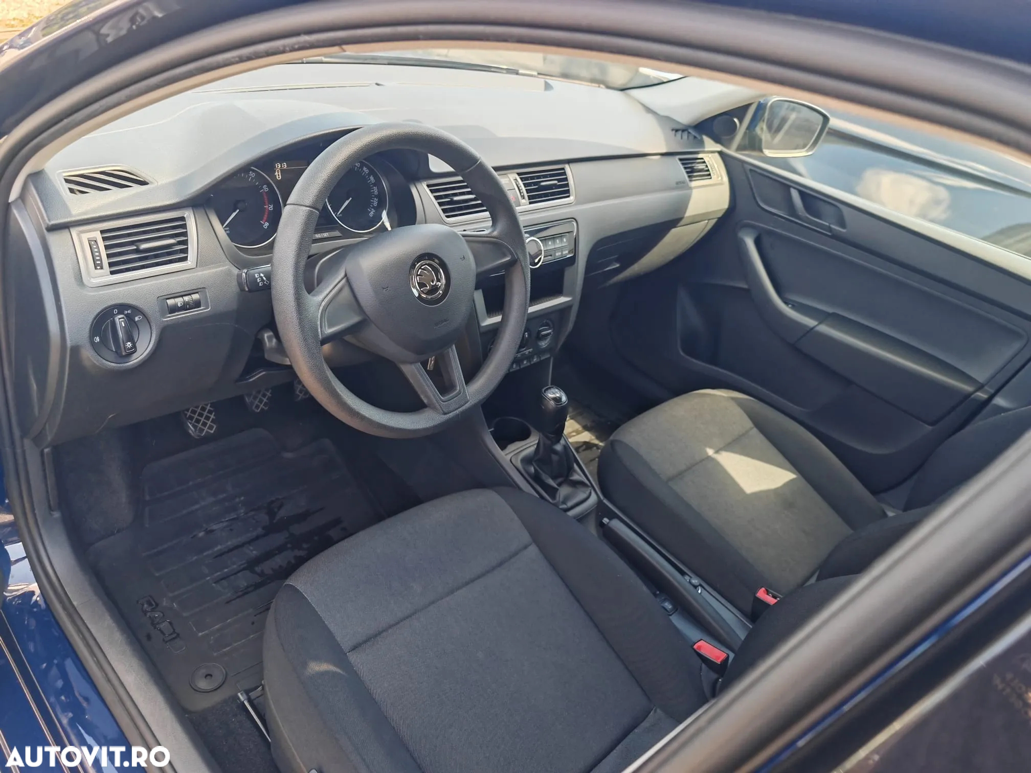 Skoda RAPID 1.2 TSI Ambition - 10