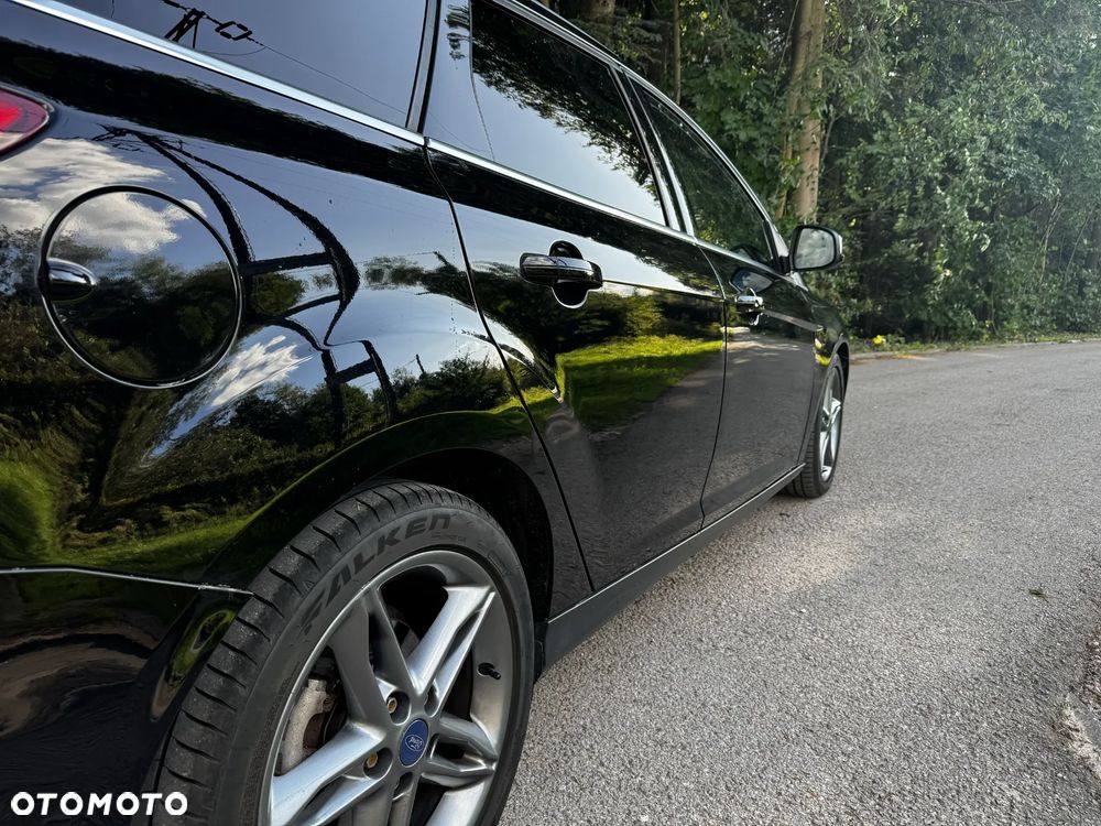 Ford Focus - 25