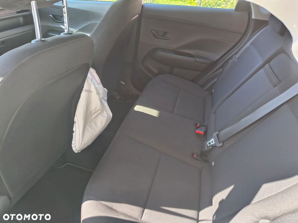 Hyundai Kona - 18