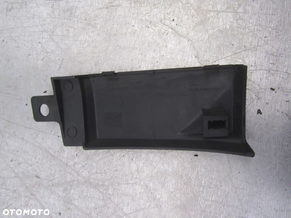 Listwa boczna prawa A9068802871 Mercedes Sprinter 906 2006r-> - 2