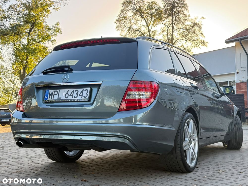 Mercedes-Benz Klasa C 220 CDI 7G-TRONIC Edition - 24