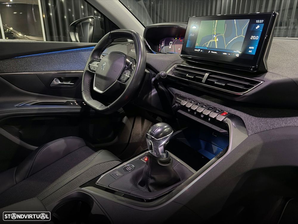 Peugeot 3008 1.2 PureTech Allure Pack - 33