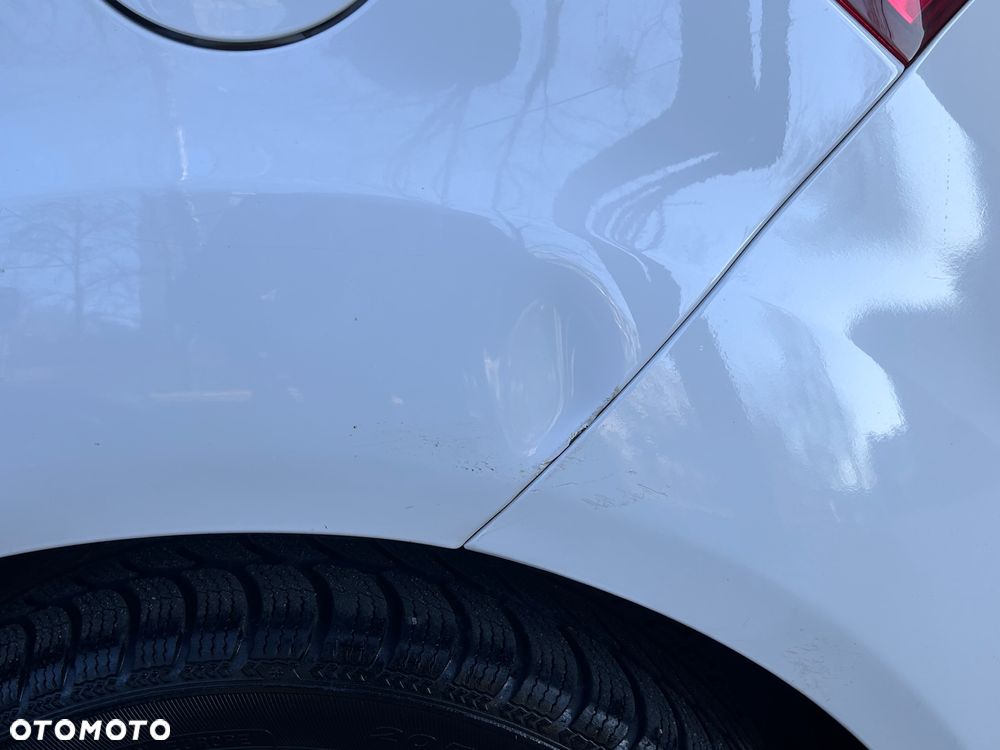 Hyundai ix20 1.4 Comfort - 19