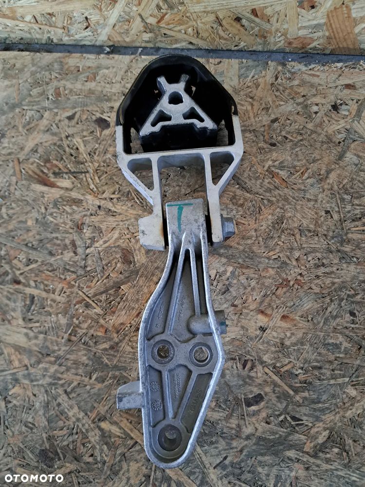 ŁAPA PODUSZKA SILNIKA VOLVO XC40 2.0 32222105 - 2