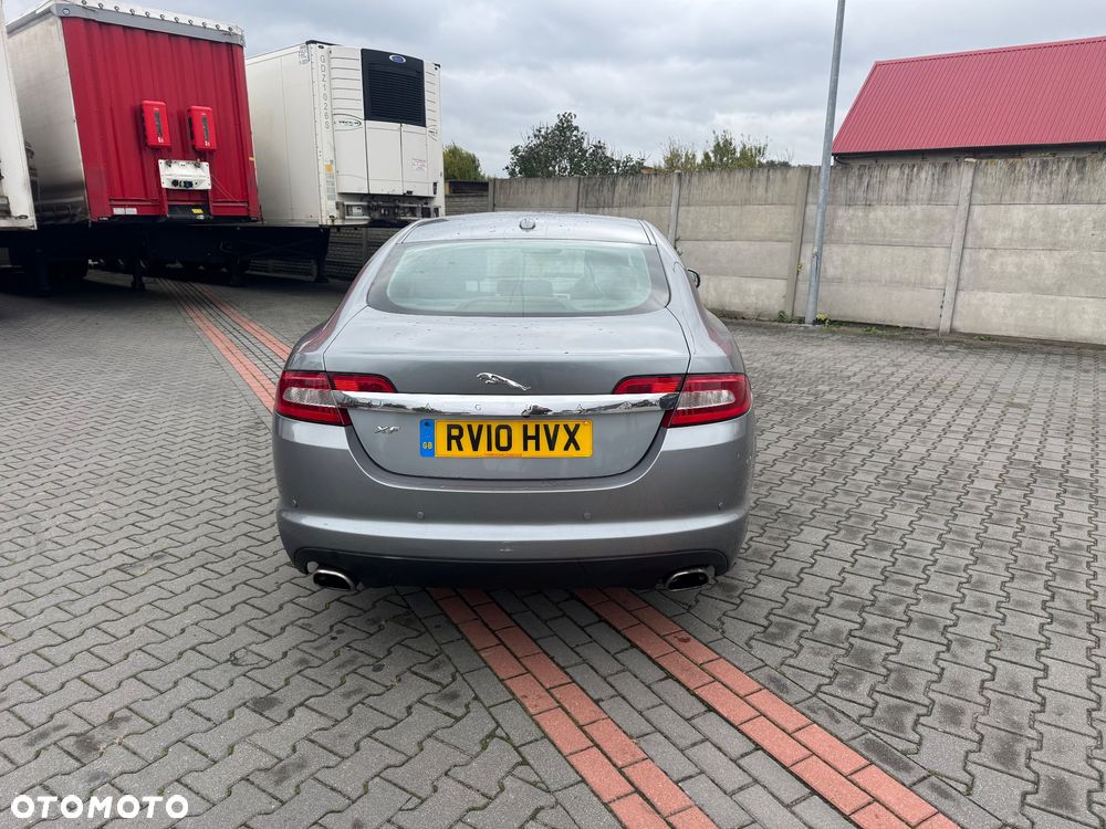 Jaguar XF 3.0 V6 Premium Luxury - 9