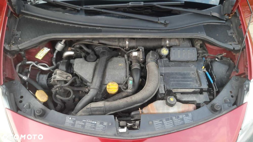Renault Clio - 8