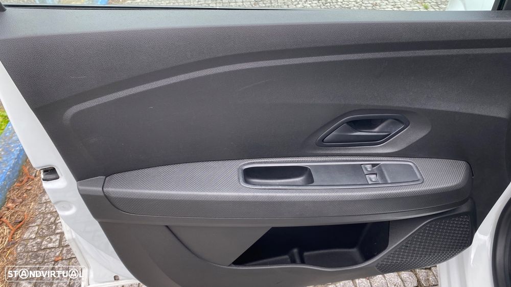 Dacia Sandero 1.0 SCe Essential - 20