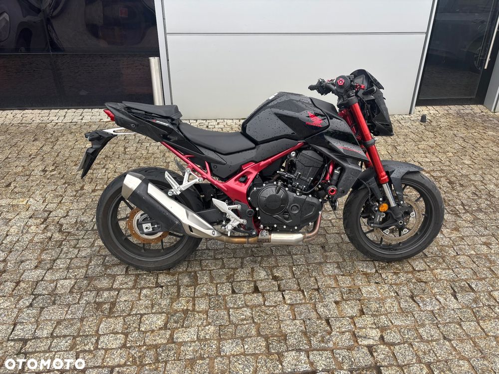 Honda Hornet - 8