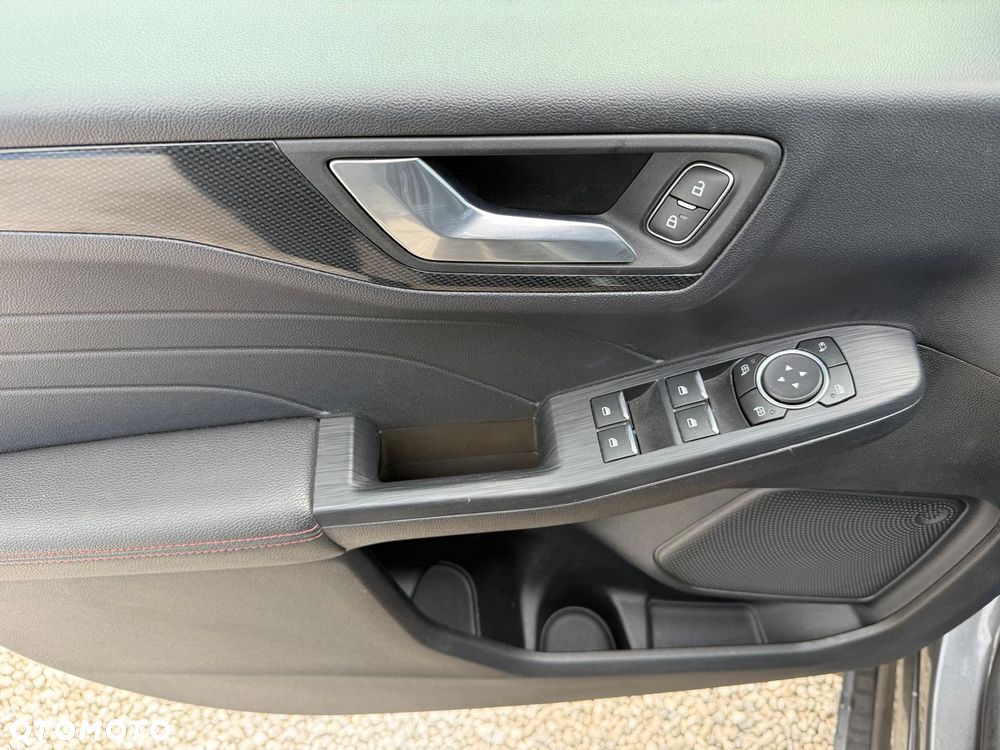 Ford Kuga 2.5P PHEV FWD ST-Line - 21