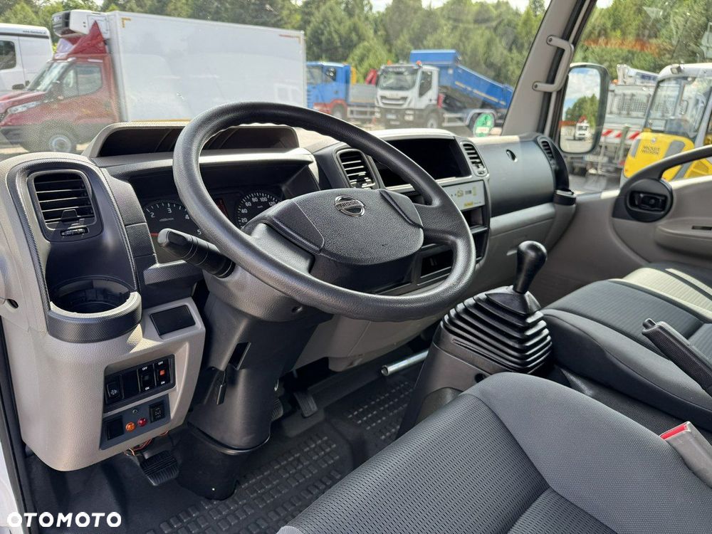 Nissan Cabstar - 25