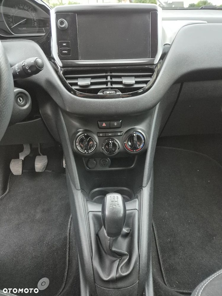 Peugeot 208 1.2 PureTech Active - 20