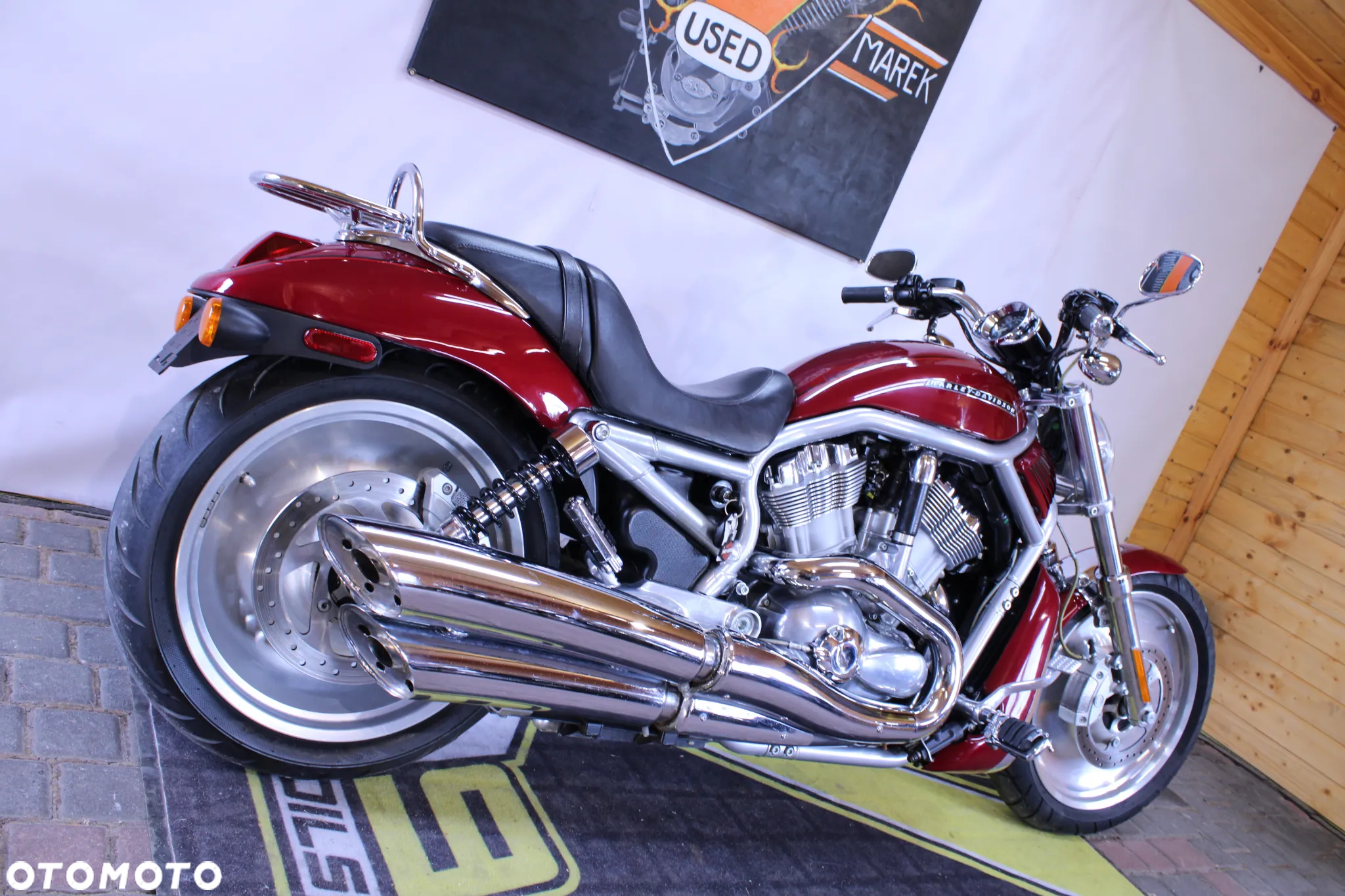 Harley-Davidson V-Rod Street Rod - 3