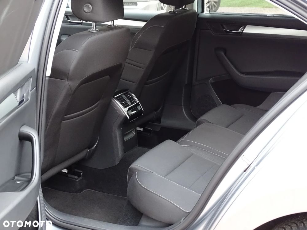 Skoda Superb 1.5 TSI ACT Ambition - 14