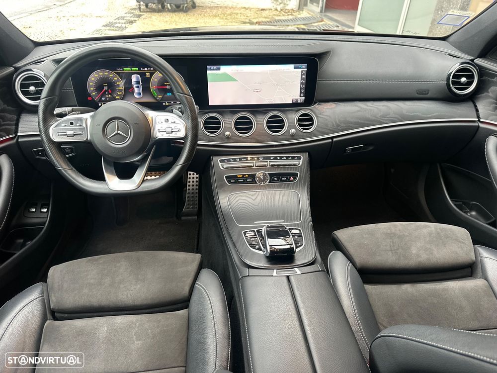 Mercedes-Benz E 300 e AMG Line - 13