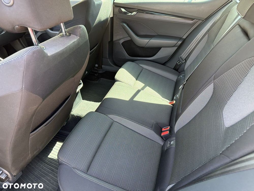 Skoda Octavia 1.5 TSI ACT Ambition - 35