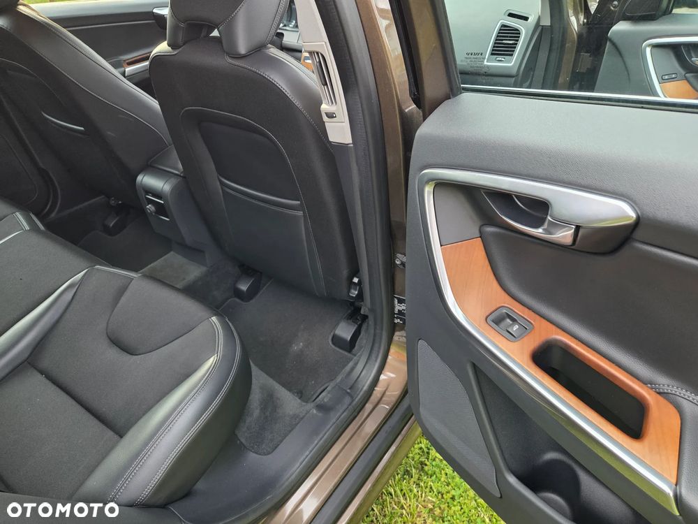 Volvo XC 60 D3 Drive-E Momentum - 7