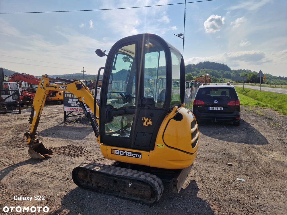 JCB 8018 - 6