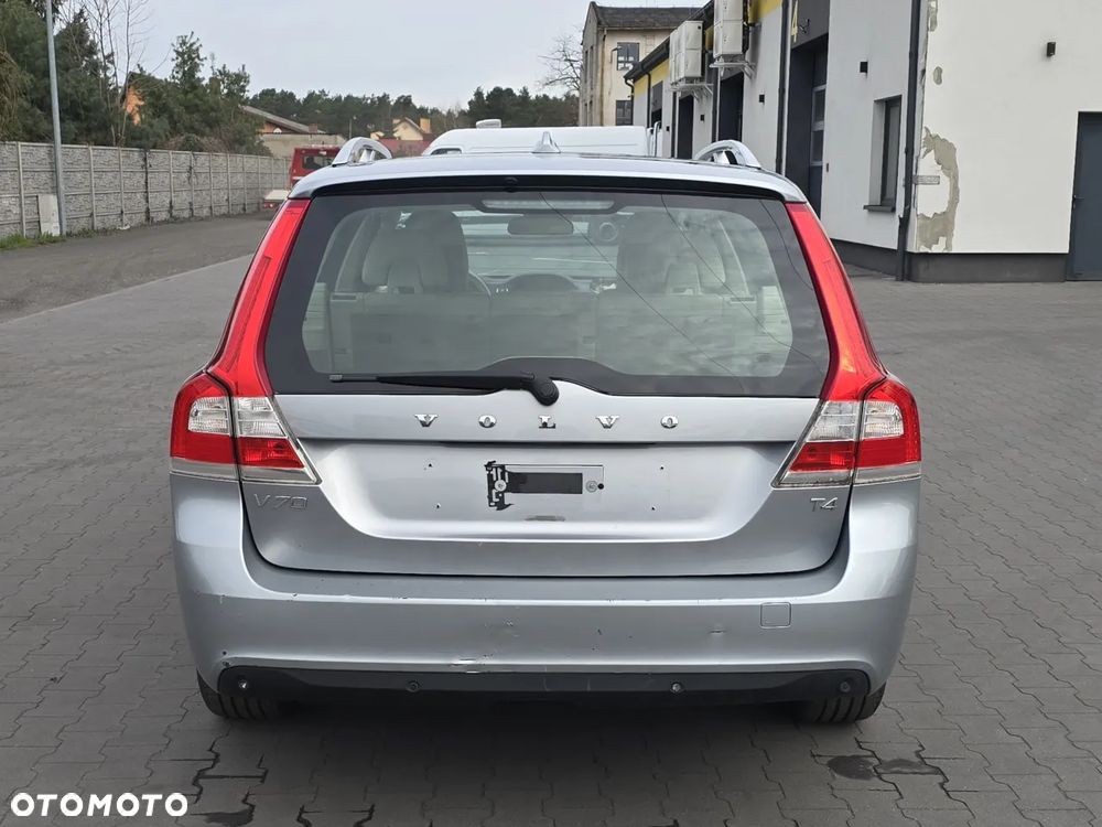 Volvo V70 D4 Summum - 19
