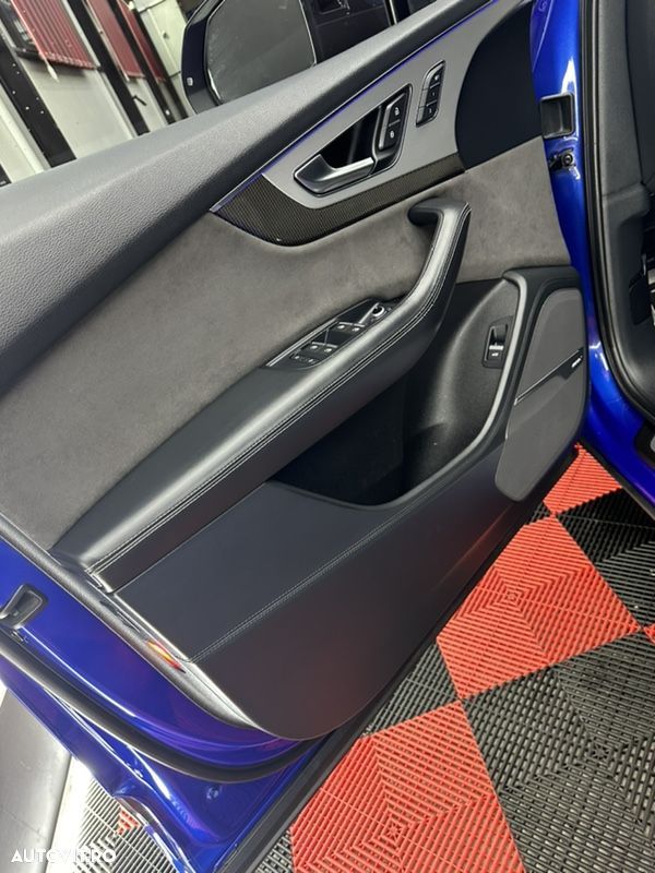 Audi SQ7 4.0 TDI quattro Tiptronic - 11
