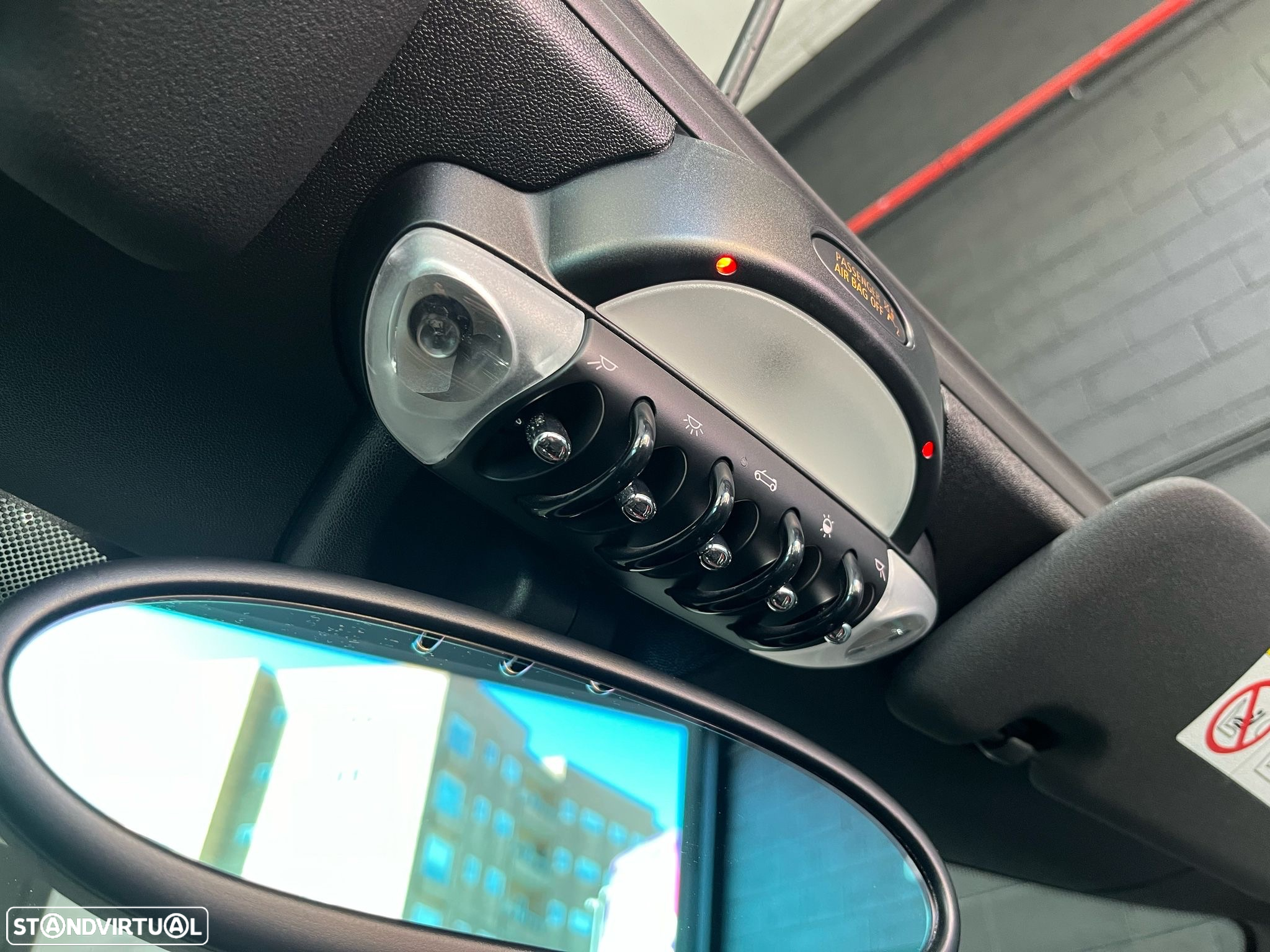 MINI Cabrio John Cooper Works - 19
