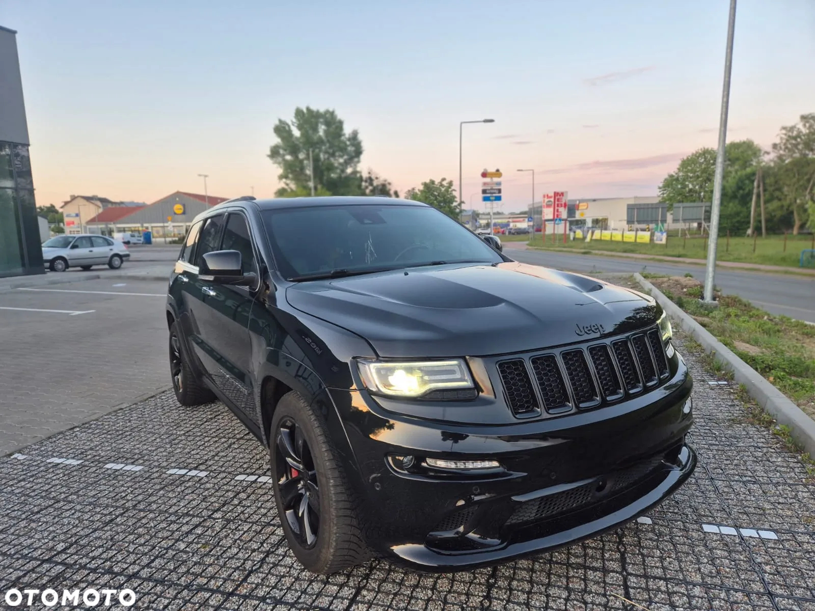 Jeep Grand Cherokee 6.4 V8 SRT8 - 2