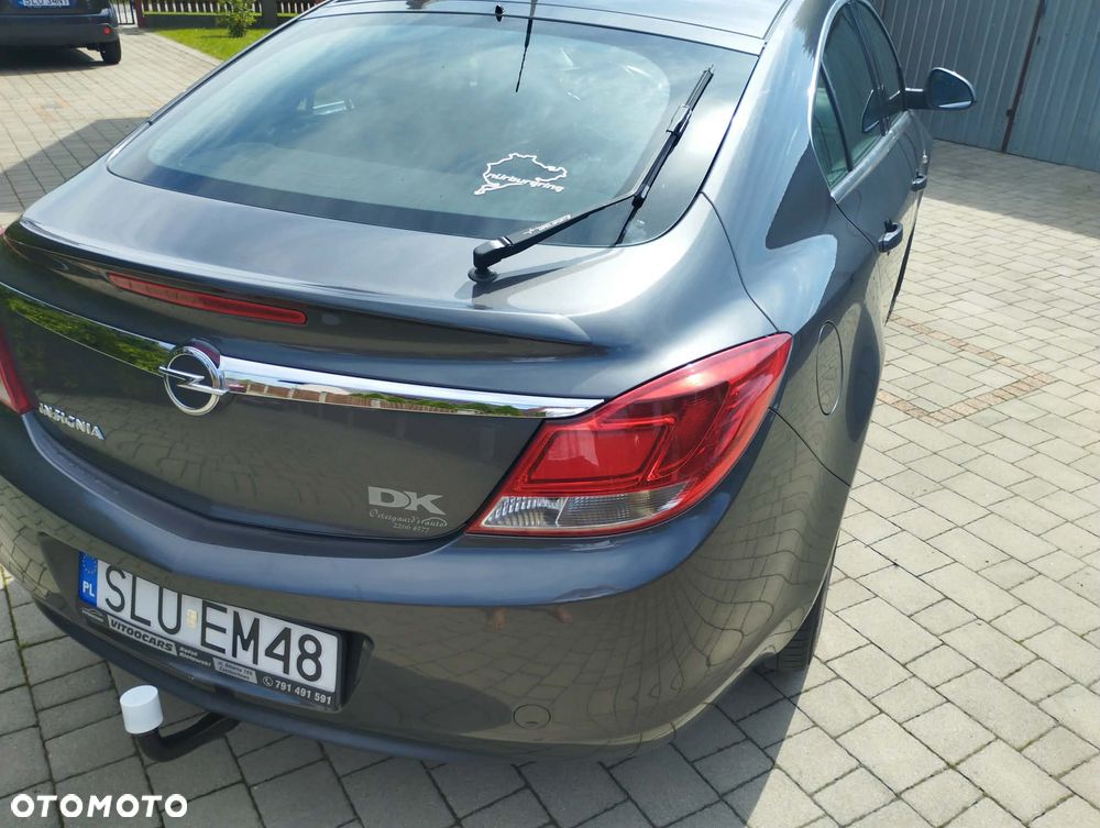 Opel Insignia 1.8 - 10