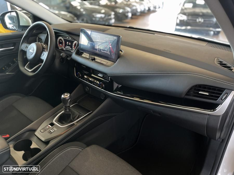 Nissan Qashqai 1.3 DIG-T N-Connecta LED+SKY - 31