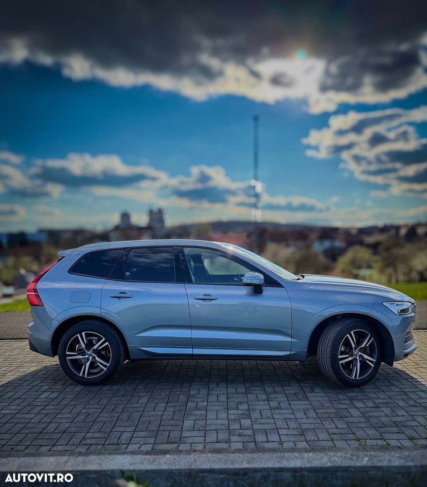 Volvo XC 60 D4 AWD Geartronic Momentum - 3