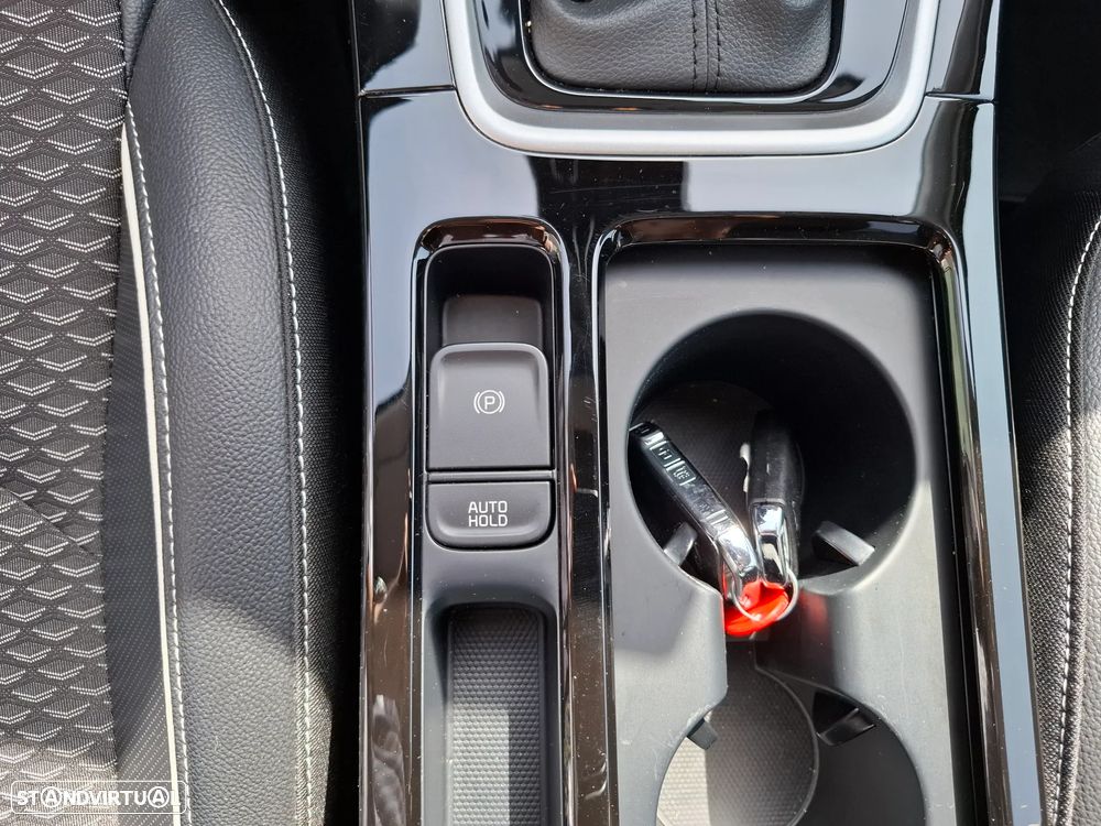 Kia XCeed 1.5 T-GDI Tech 7DCT - 23